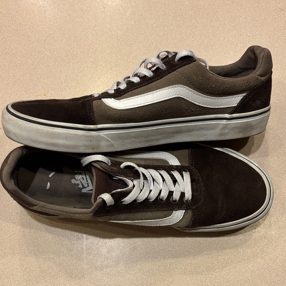 Vans Men's Chocolate and White Sneakers